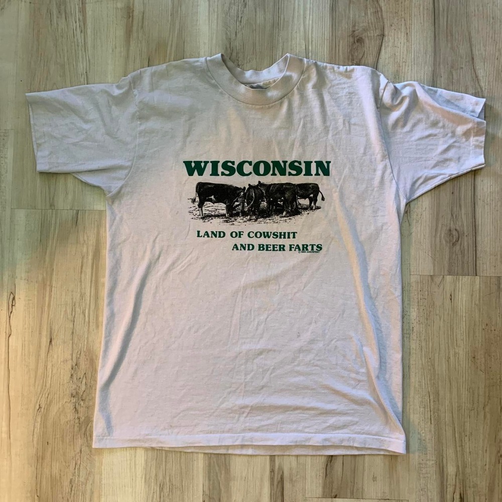 Vintage Hanes Wisconsin Land of Cowshit and Beer Farts Graphic T-Shirt Mens L